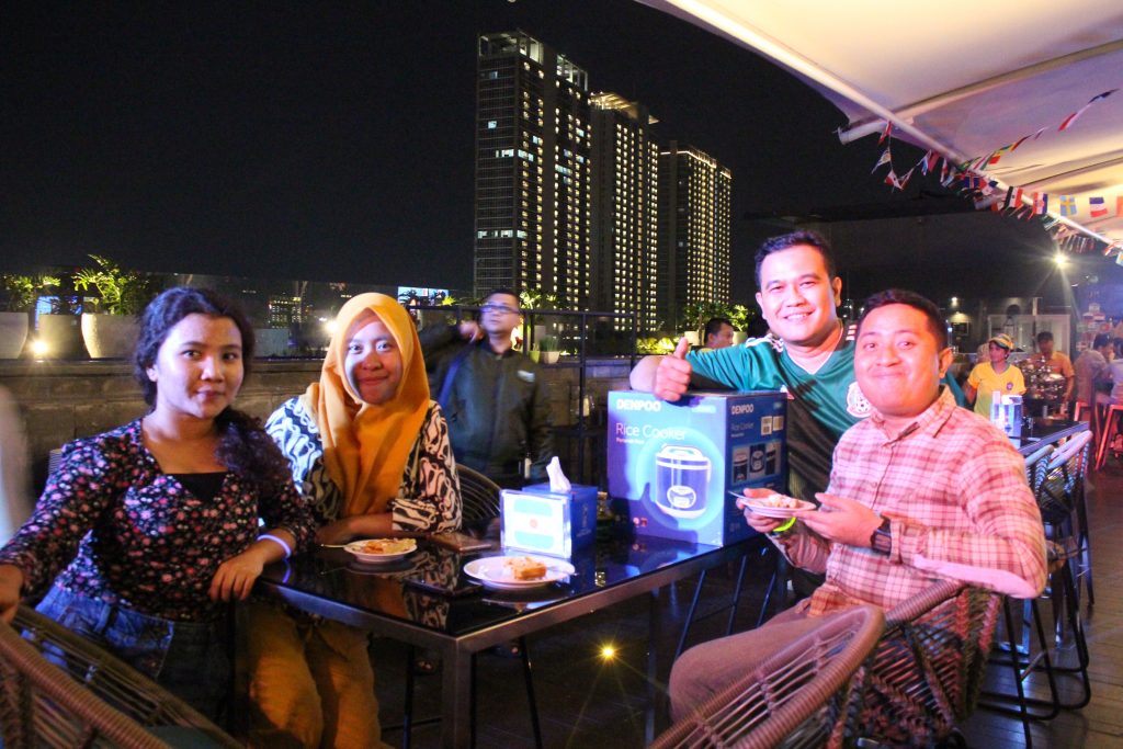 Nobar Pesta Bola Mercure Jakarta Cikini