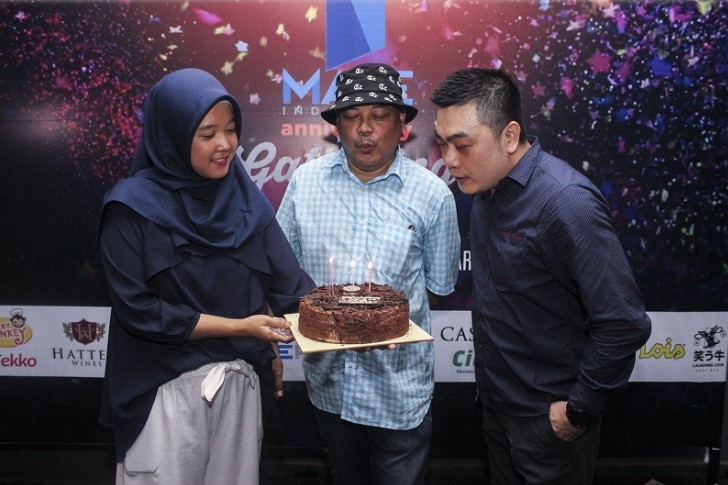 Burhan Abe bersama CEO Male, Franky Yason